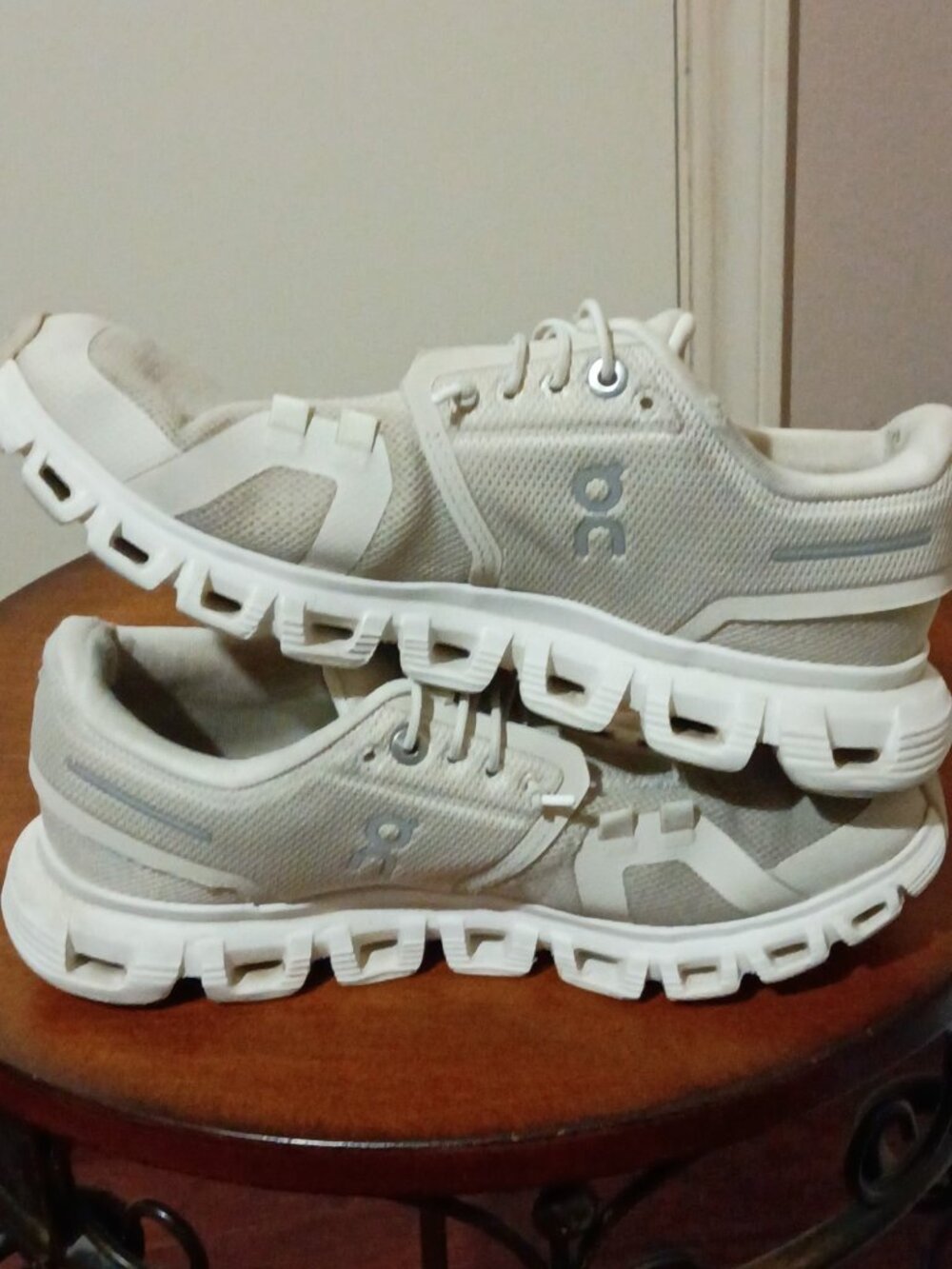 On Cloud 6 Women's U.S. Size 5 Pearl White Running Sneakers - 3WF10060755 - Picture 12 of 13